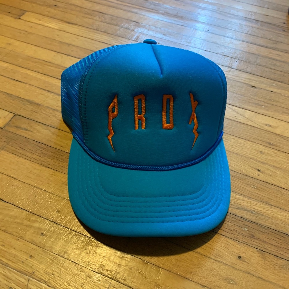 Paradox Hat